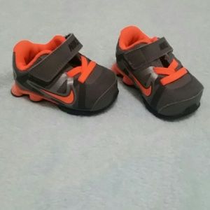Nike Infant Shox size 3